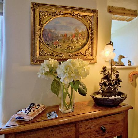 Westside Cottage, Newby, Clapham, Yorkshire Dales National Park, Famous Three Peaks, Near The Lake District, Pets Are Welcome Newby  Экстерьер фото