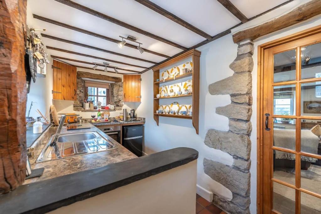 Westside Cottage, Newby, Clapham, Yorkshire Dales National Park, Famous Three Peaks, Near The Lake District, Pets Are Welcome Newby  Экстерьер фото