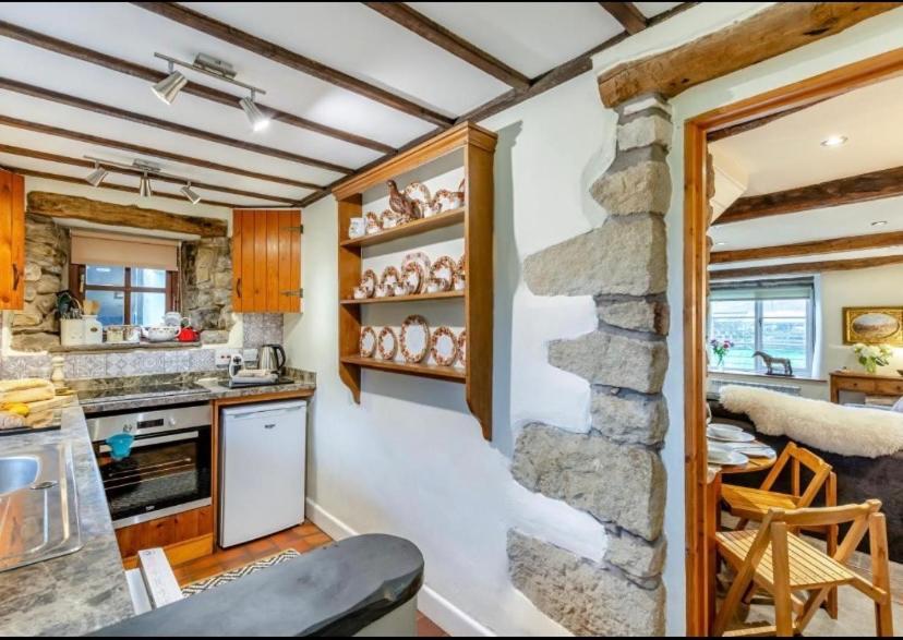 Westside Cottage, Newby, Clapham, Yorkshire Dales National Park, Famous Three Peaks, Near The Lake District, Pets Are Welcome Newby  Экстерьер фото