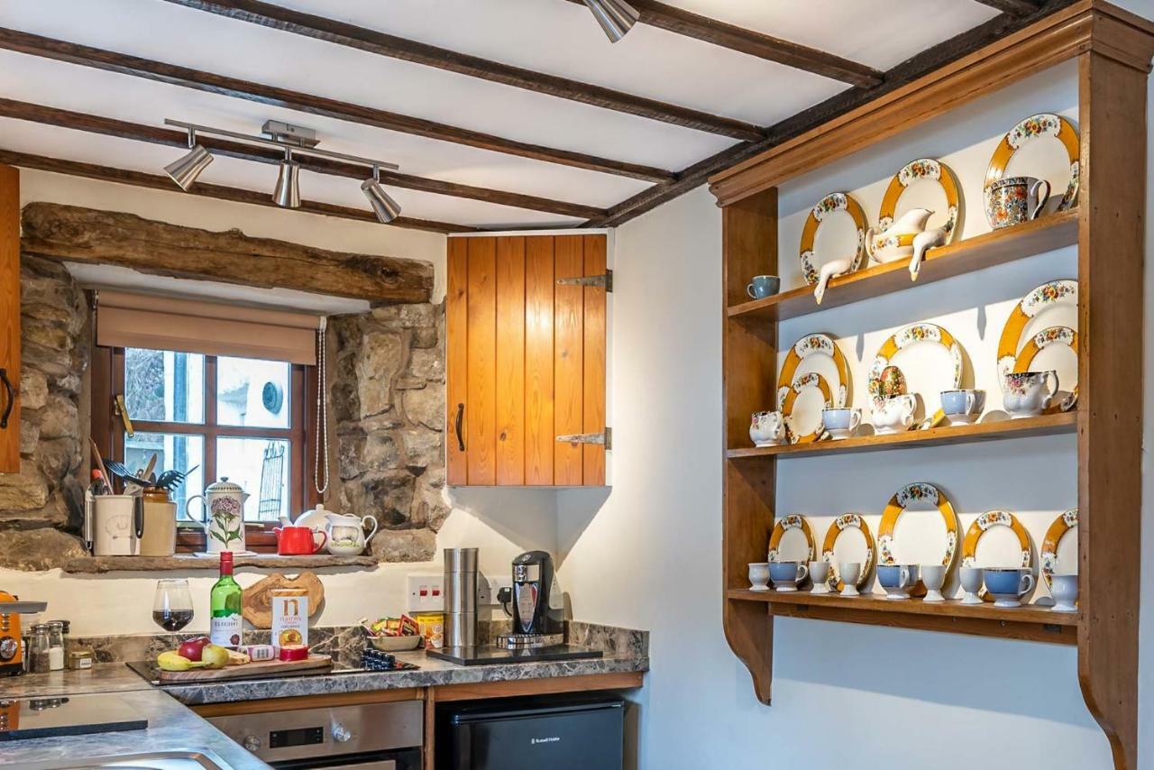 Westside Cottage, Newby, Clapham, Yorkshire Dales National Park, Famous Three Peaks, Near The Lake District, Pets Are Welcome Newby  Экстерьер фото